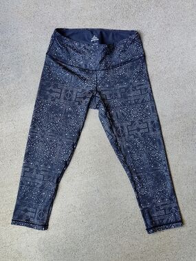prAna Small Leggings Geometric Dot Black Gray Pocket Yoga Capri Cropped
